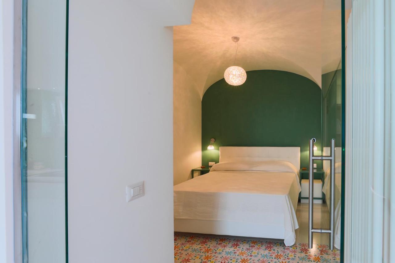 The Lodge Scala Luaran gambar